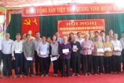 Trao 200 suất quà cho gia đình chính sách, học sinh nghèo tỉnh Hà Nam